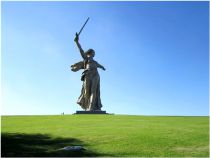 mesyachnik2014-gorod-geroj-Volgograd-1